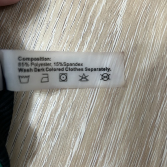 Never worn bathing suit top - Picture 3 of 3